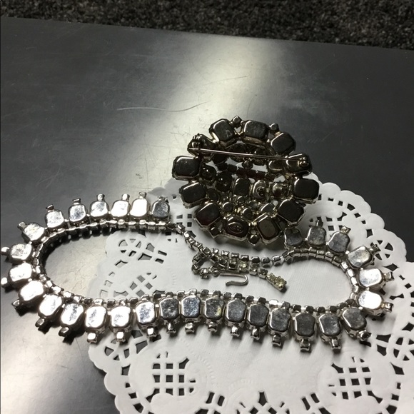 SOLD YEStERDaY. oN POSHMARK - Picture 5 of 8